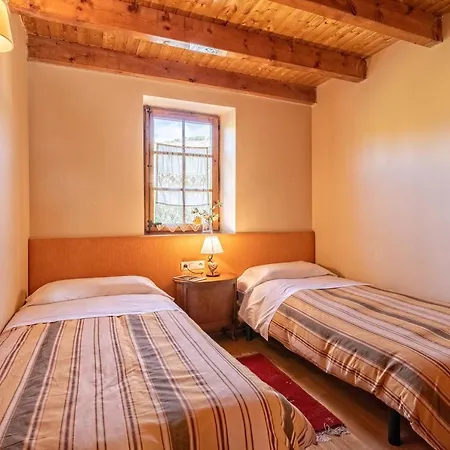Casa Con Encanto En La Cerdana Francesa Holiday home *